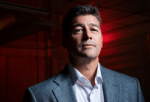 Kyle Chandler Net Worth
