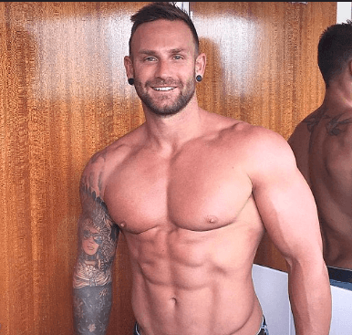 Joel Bushby Net Worth